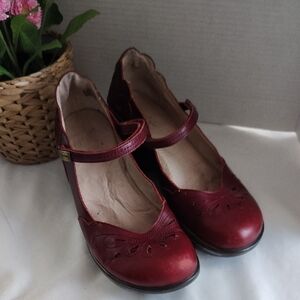 Jambu Burgundy Mary Jane Flats